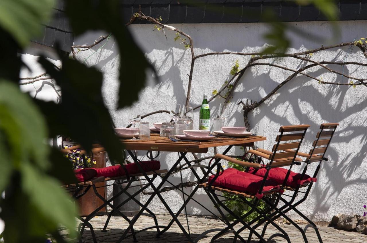 Rosige Zeiten, Ferien Im Fachwerkhaus Mechernich Exteriér fotografie